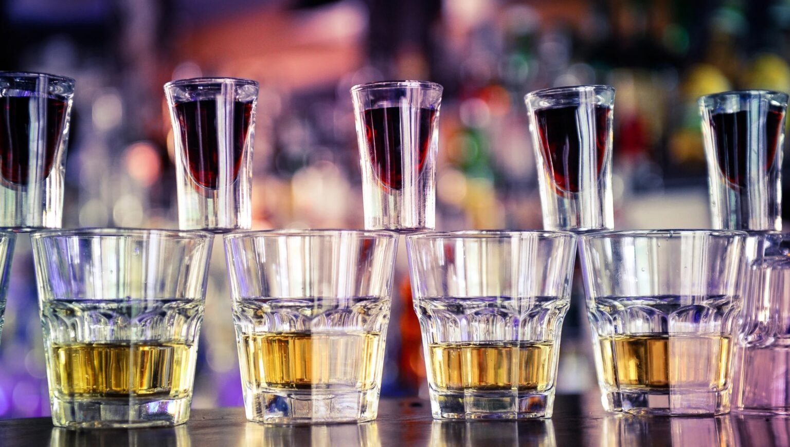 Kokteilis JAGER BOMB