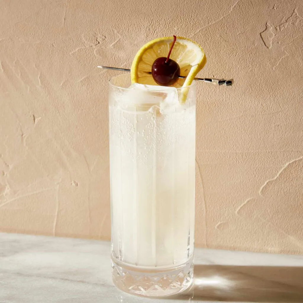Kokteilis TOM COLLINS