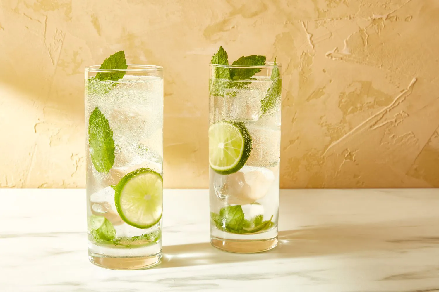 Kokteilis MOJITO