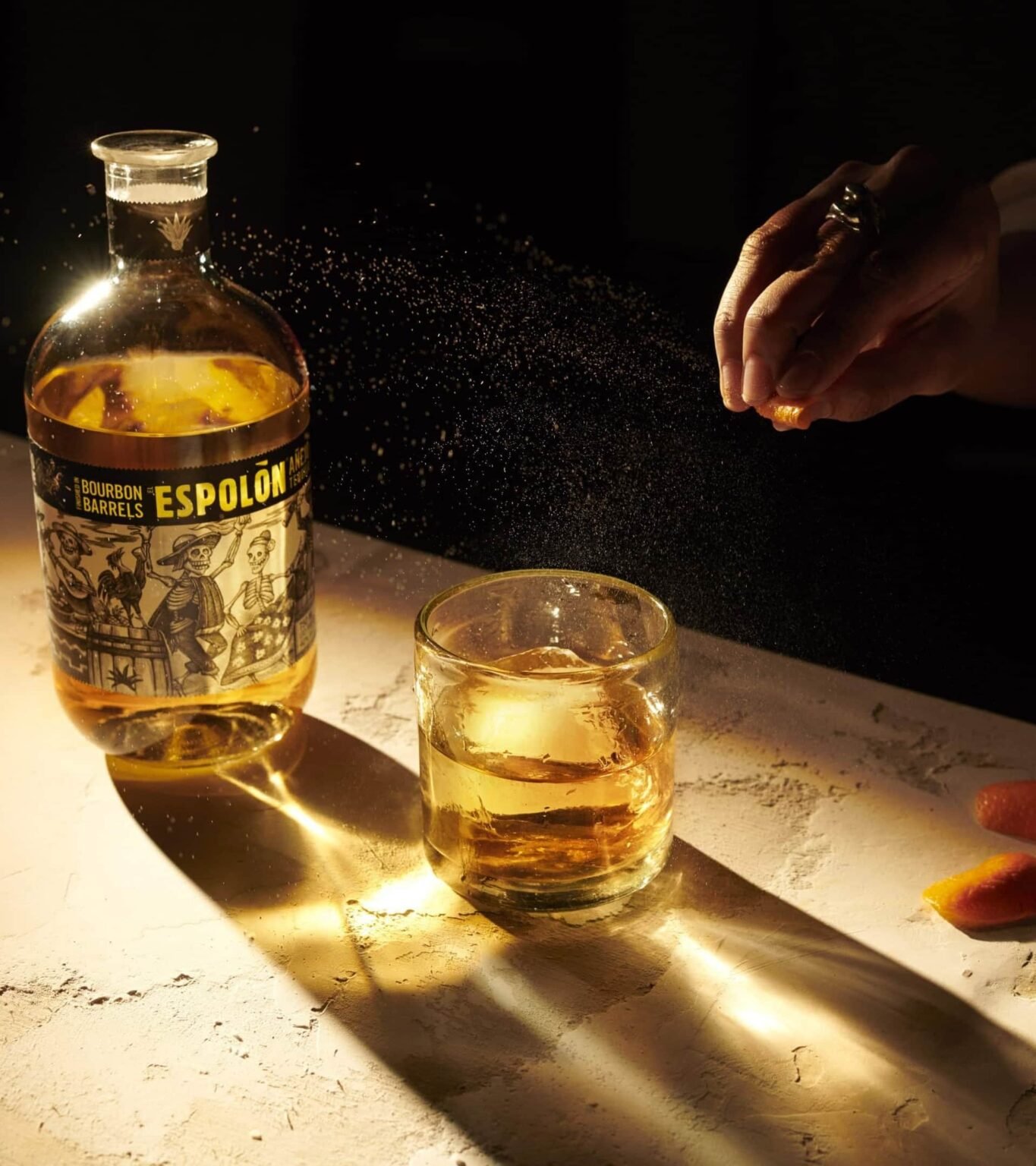 Kokteilis TEQUILA OLD FASHIONED