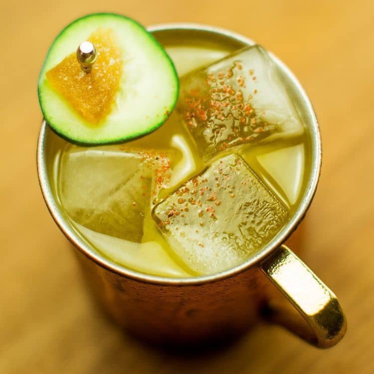 Kokteilis MEZCAL MULE