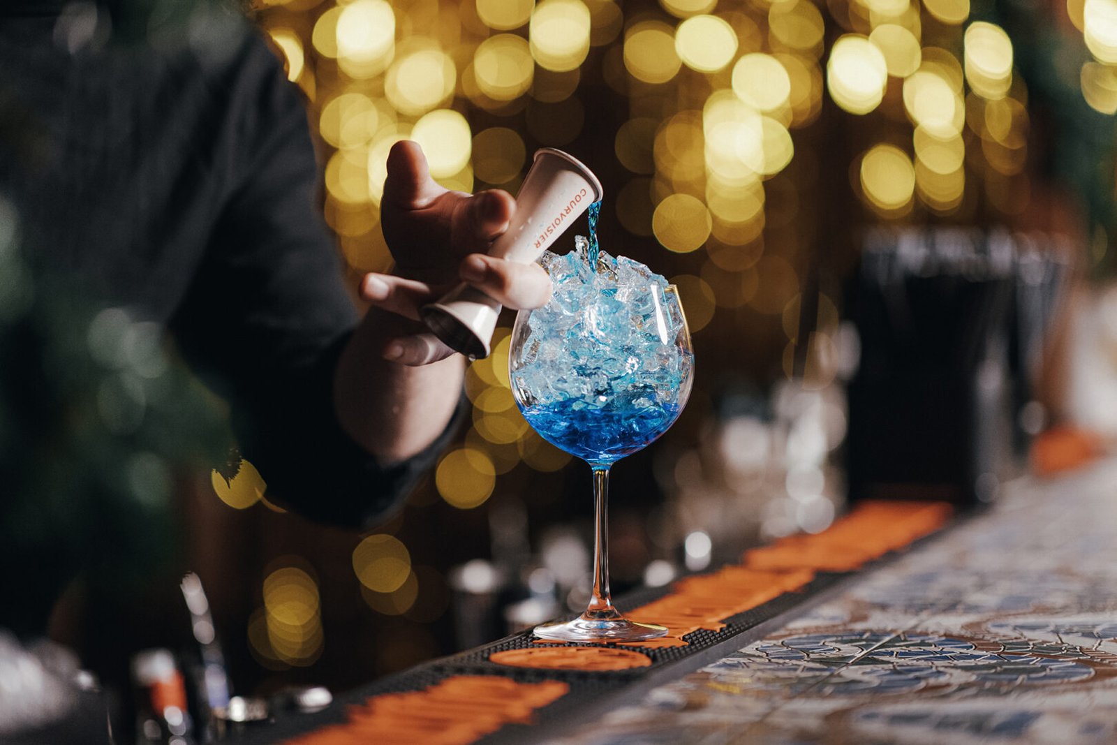 profesionalūs barmenai vestuvėms