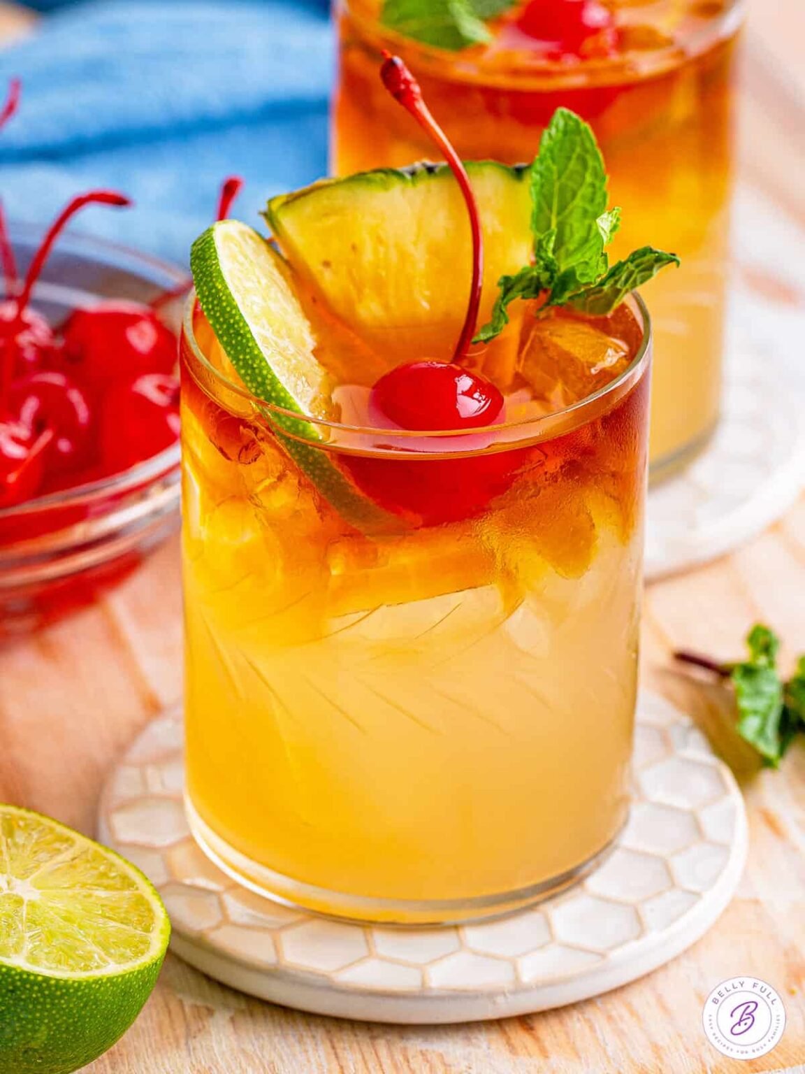 Kokteilis MAI TAI