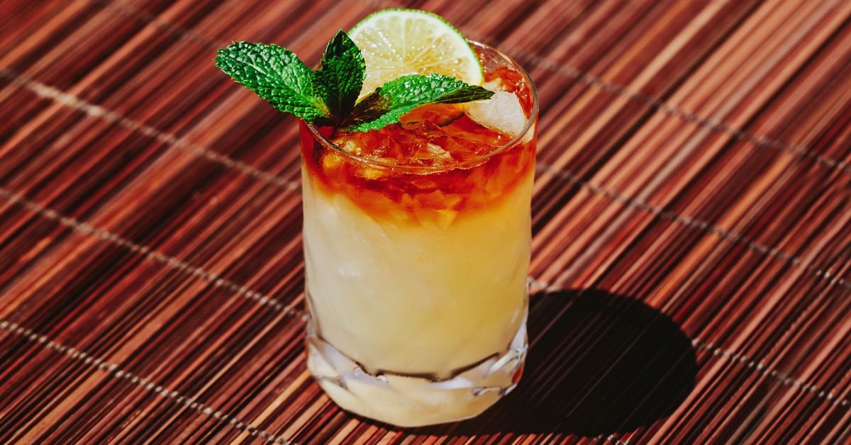 Kokteilis MAI TAI