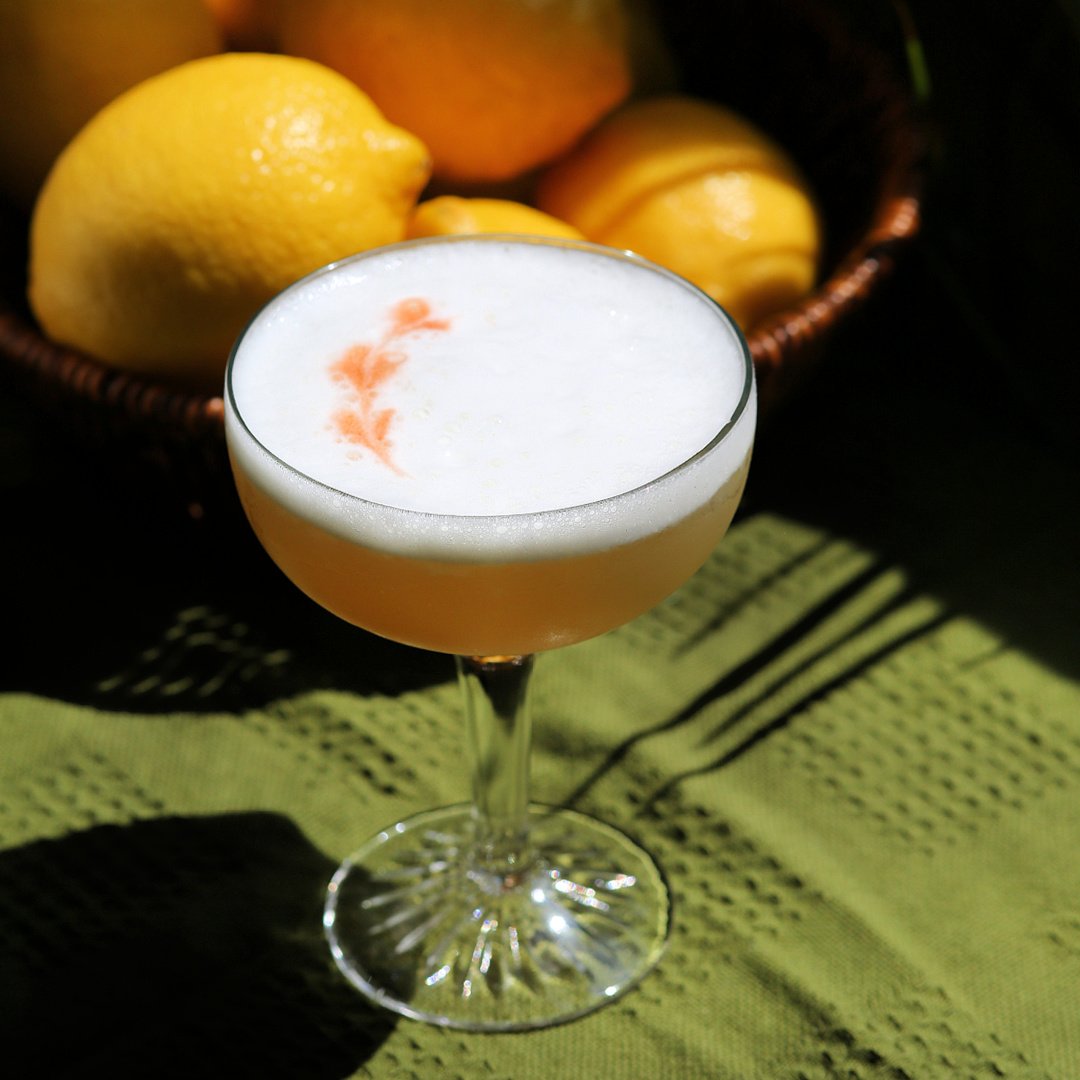 Kokteilis NEALKOHOLINIS WHISKY SOUR